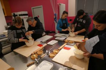 gallery/corso_per_coppie/2023-02-14/otto_in_cucina_-_corso_di_coppia_-_2023-02-14_023.JPG