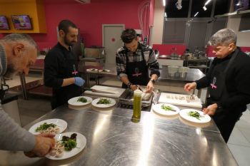 gallery/corso_per_coppie/2025-02-14/otto_in_cucina_-_corso_di_coppia_-_2025-02-14_002.JPG