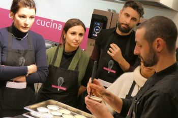 gallery/corso_per_coppie/2025-02-14/otto_in_cucina_-_corso_di_coppia_-_2025-02-14_009.JPG
