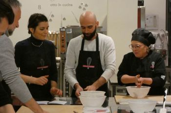 gallery/corso_per_coppie/2025-02-14/otto_in_cucina_-_corso_di_coppia_-_2025-02-14_021.JPG