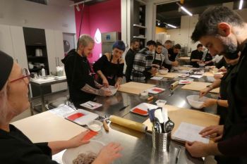 gallery/corso_per_coppie/2025-02-14/otto_in_cucina_-_corso_di_coppia_-_2025-02-14_025.JPG