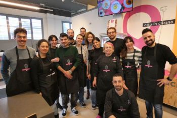 gallery/corso_per_coppie/2025-03-15/otto_in_cucina_-_corso_di_coppia_-_2025-03-15_000.JPG