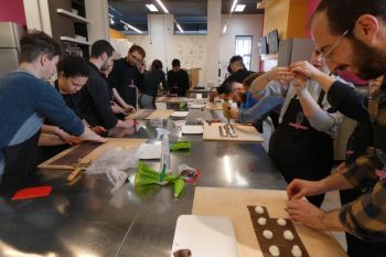 gallery/corso_per_coppie/2025-03-15/otto_in_cucina_-_corso_di_coppia_-_2025-03-15_015.JPG