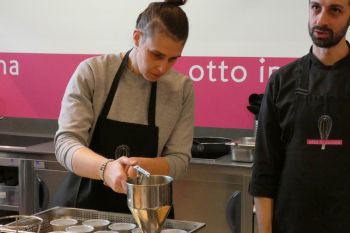 gallery/corso_per_coppie/2025-03-15/otto_in_cucina_-_corso_di_coppia_-_2025-03-15_018.JPG