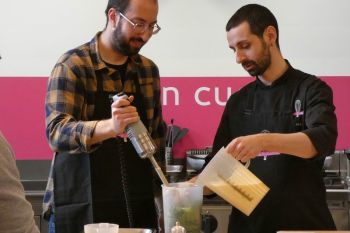 gallery/corso_per_coppie/2025-03-15/otto_in_cucina_-_corso_di_coppia_-_2025-03-15_024.JPG