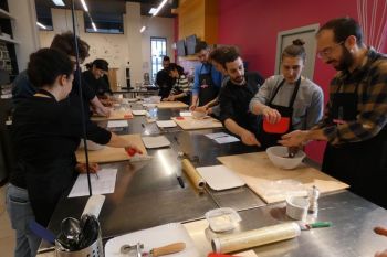 gallery/corso_per_coppie/2025-03-15/otto_in_cucina_-_corso_di_coppia_-_2025-03-15_026.JPG