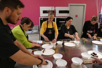 gallery/cucina_etnica/cucina_giapponese/2023-04-01/Otto_in_cucina_-_Cucina_Giapponese_-_2023-04-01-019.JPG