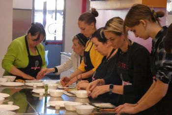gallery/cucina_etnica/cucina_giapponese/2023-04-01/Otto_in_cucina_-_Cucina_Giapponese_-_2023-04-01-021.JPG