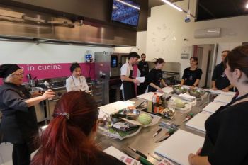 gallery/cucina_etnica/cucina_giapponese/2025-10-04/Otto_in_cucina_-_Cucina_Giapponese_-_2025-10-04-039.JPG