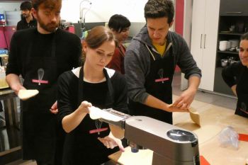 gallery/cucina_vegana/2025-03-06/Otto_in_cucina_-_Cucina_Vegana_-_2025-03-06-009.JPG