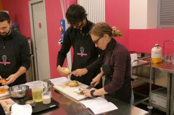 gallery/cucina_vegana/2025-03-06/Otto_in_cucina_-_Cucina_Vegana_-_2025-03-06-018.JPG
