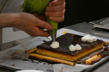 gallery/dolci/torte_moderne/2025-03-29/Otto_in_cucina_-_Torte_moderne_-_2025-03-30-001.JPG