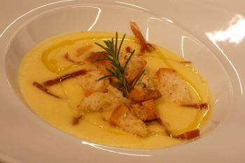 gallery/lezione_2_fondi/2023-03-29/Otto_in_cucina_-_Cucina_Base_-_Fondi_e_basi_-_2023-03-29-002.JPG