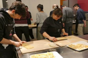 gallery/lezione_4_riso_brodo_creme_vellutate/2025-02-26/Otto_in_cucina_-_Cucina_Base_-_Riso_Brodo_Creme_Vellutate_-_2025-02-26-007.JPG