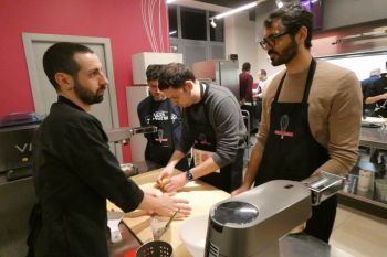 gallery/lezione_4_riso_brodo_creme_vellutate/2025-02-26/Otto_in_cucina_-_Cucina_Base_-_Riso_Brodo_Creme_Vellutate_-_2025-02-26-010.JPG