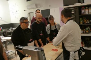 gallery/lezione_4_riso_brodo_creme_vellutate/2025-02-26/Otto_in_cucina_-_Cucina_Base_-_Riso_Brodo_Creme_Vellutate_-_2025-02-26-013.JPG
