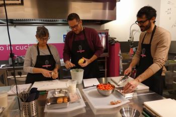 gallery/lezione_4_riso_brodo_creme_vellutate/2025-02-26/Otto_in_cucina_-_Cucina_Base_-_Riso_Brodo_Creme_Vellutate_-_2025-02-26-020.JPG
