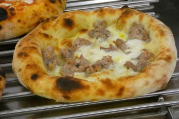 gallery/lievitati/pizza_al_piatto/2023-01-18/Otto_in_cucina_-_Pizza_al_Piatto_-_2023-01-18-001.JPG