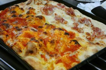 gallery/lievitati/pizza_al_piatto/2023-01-18/Otto_in_cucina_-_Pizza_al_Piatto_-_2023-01-18-002.JPG