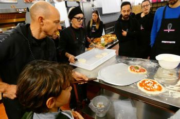 gallery/lievitati/pizza_al_piatto/2023-01-18/Otto_in_cucina_-_Pizza_al_Piatto_-_2023-01-18-003.JPG