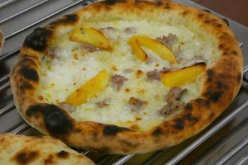 gallery/lievitati/pizza_al_piatto/2023-01-18/Otto_in_cucina_-_Pizza_al_Piatto_-_2023-01-18-017.JPG
