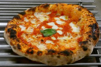 gallery/lievitati/pizza_al_piatto/2023-01-18/Otto_in_cucina_-_Pizza_al_Piatto_-_2023-01-18-021.JPG