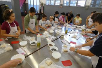 gallery/ragazzi-bambini/bambini/2023-11-04/Otto_in_cucina_-_Pane_e_Pizza_bambini_-_2023-11-04-013.JPG