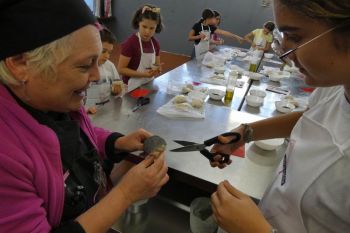 gallery/ragazzi-bambini/bambini/2023-11-04/Otto_in_cucina_-_Pane_e_Pizza_bambini_-_2023-11-04-016.JPG