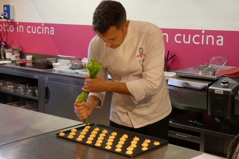 Otto_in_cucina_-_Pasticceria_Base_-_Lezione_1_-_2023-10-07-014.jpg