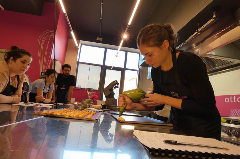 Otto_in_cucina_-_Pasticceria_Base_-_Lezione_1_-_2023-10-07-016.jpg
