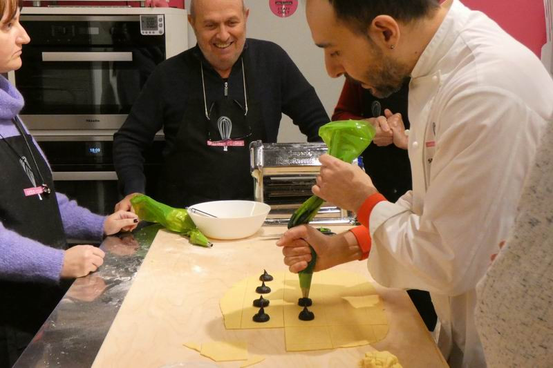 Otto_in_cucina_-_Dolci_di_Carnevale_-_2023-02-11-009.jpg