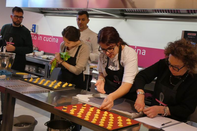 Otto_in_cucina_-_Pasticceria_Base_-_Lezione_1_-_2023-04-15-014.jpg