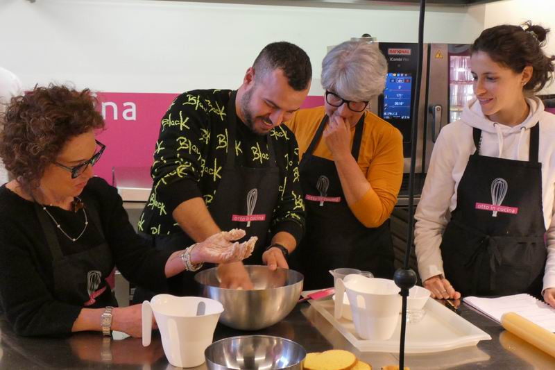 Otto_in_cucina_-_Pasticceria_Base_-_Lezione_1_-_2023-04-15-006.jpg