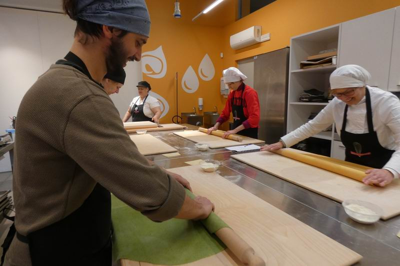 Otto_in_cucina_-_Corso_sfoglia_professionale_-_2024-01-22-030.jpg