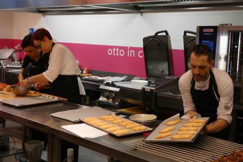 Otto_in_cucina_-Samuele_Savioli_Dolci_da_forno_e_biscotteria_-_2024-10-07-008.jpg