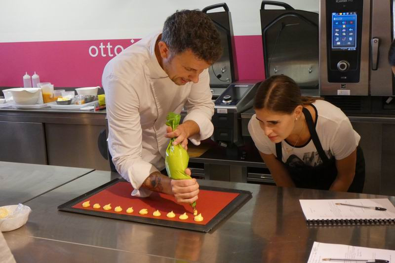 Otto_in_cucina_-_Pasticceria_Base_-_Lezione_1_-_2024-09-28-011.jpg
