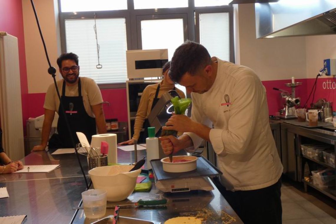 Otto_in_cucina_-_Pasticceria_Base_-_Lezione_1_-_2023-10-28-026.jpg