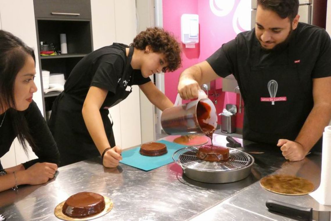 Otto_in_cucina_-_Pasticceria_Base_-_Lezione_1_-_2023-10-21-014.jpg