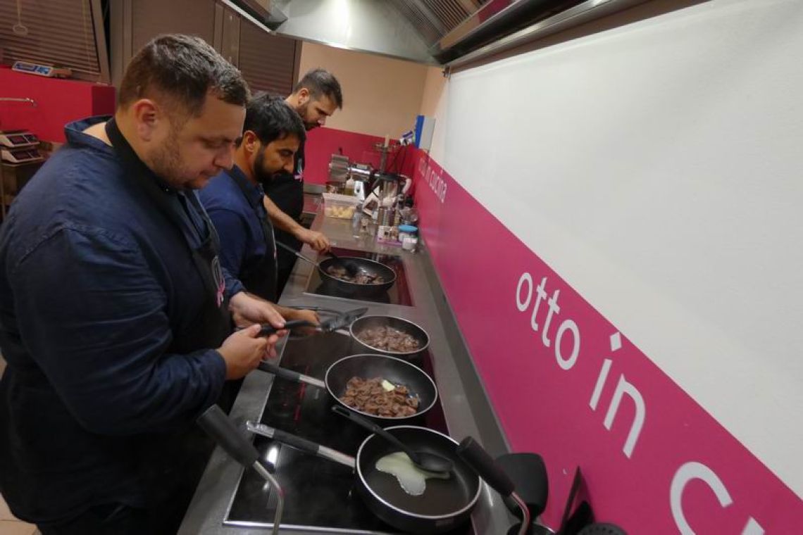 otto_in_cucina_-_corso_di_coppia_-_2023-10-05_005.jpeg