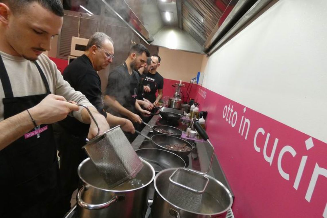 otto_in_cucina_-_corso_di_coppia_-_2024-03-15_003.jpeg