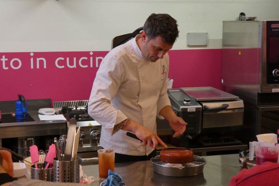 Otto_in_cucina_-_Pasticceria_Base_-_Lezione_4_-_2023-05-06-008.jpg