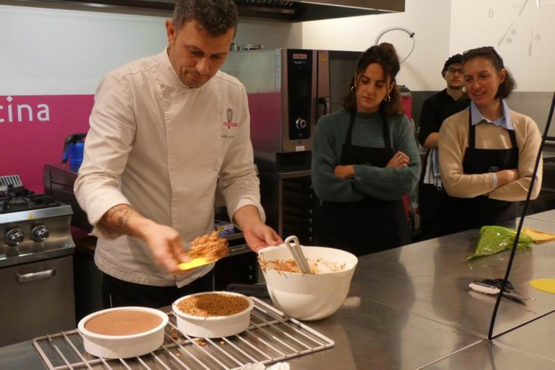 Otto_in_cucina_-_Pasticceria_Base_-_Lezione_4_-_2024-10-19-009.jpg