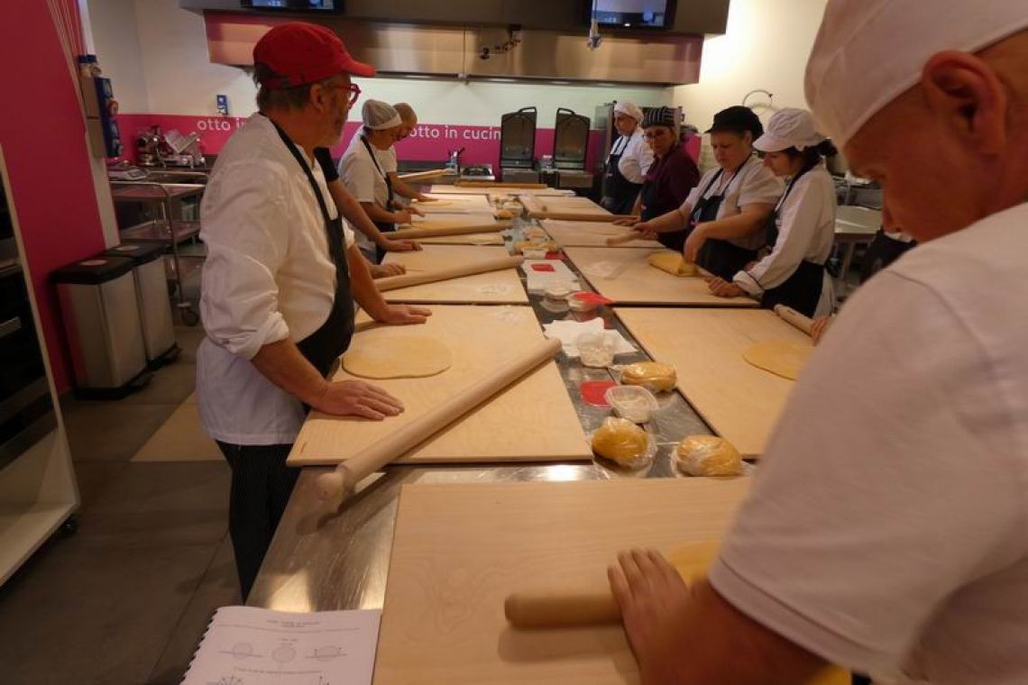 Otto_in_cucina_-_Corso_sfoglia_professionale_-_2023-03-06-036.jpg