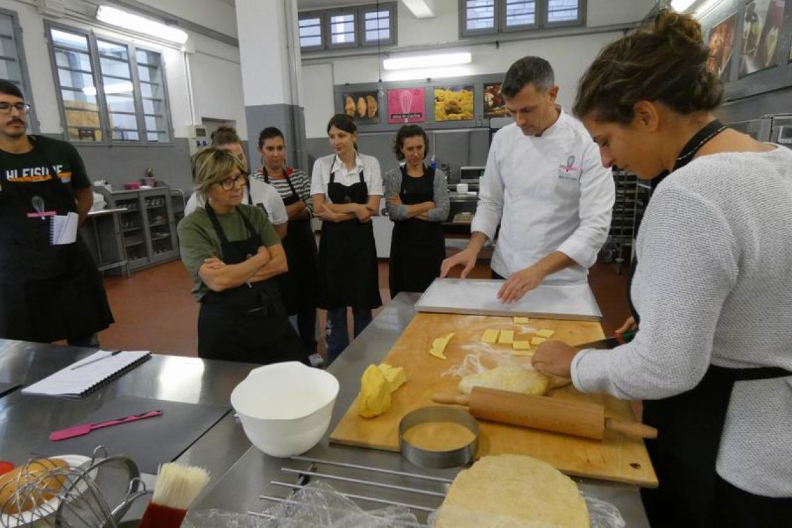 Otto_in_cucina_-_Pasticceria_Base_-_Lezione_1_-_2024-10-05-028.jpg