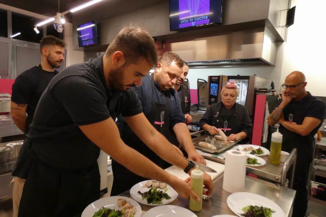 otto_in_cucina_-_corso_di_coppia_-_2023-10-05_002.jpeg