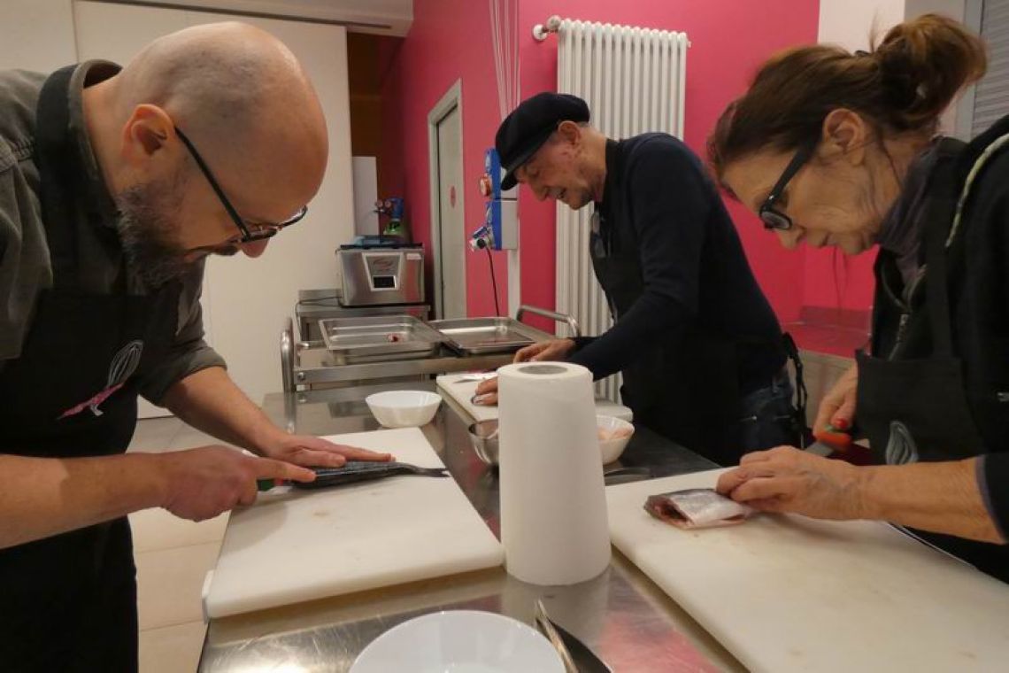 Otto_in_cucina_-_Pesce_in_3_lezioni_-_2025-03-18-020.jpg
