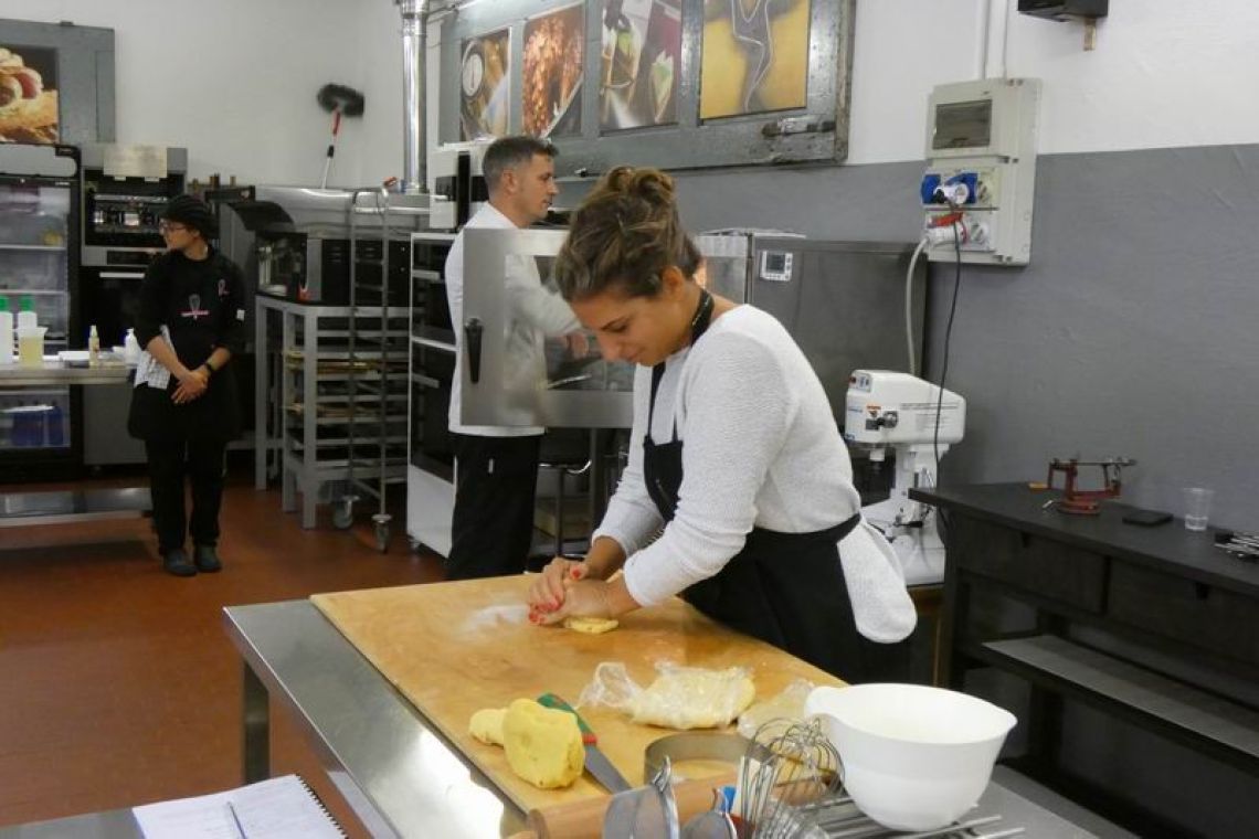 Otto_in_cucina_-_Pasticceria_Base_-_Lezione_1_-_2024-10-05-029.jpg