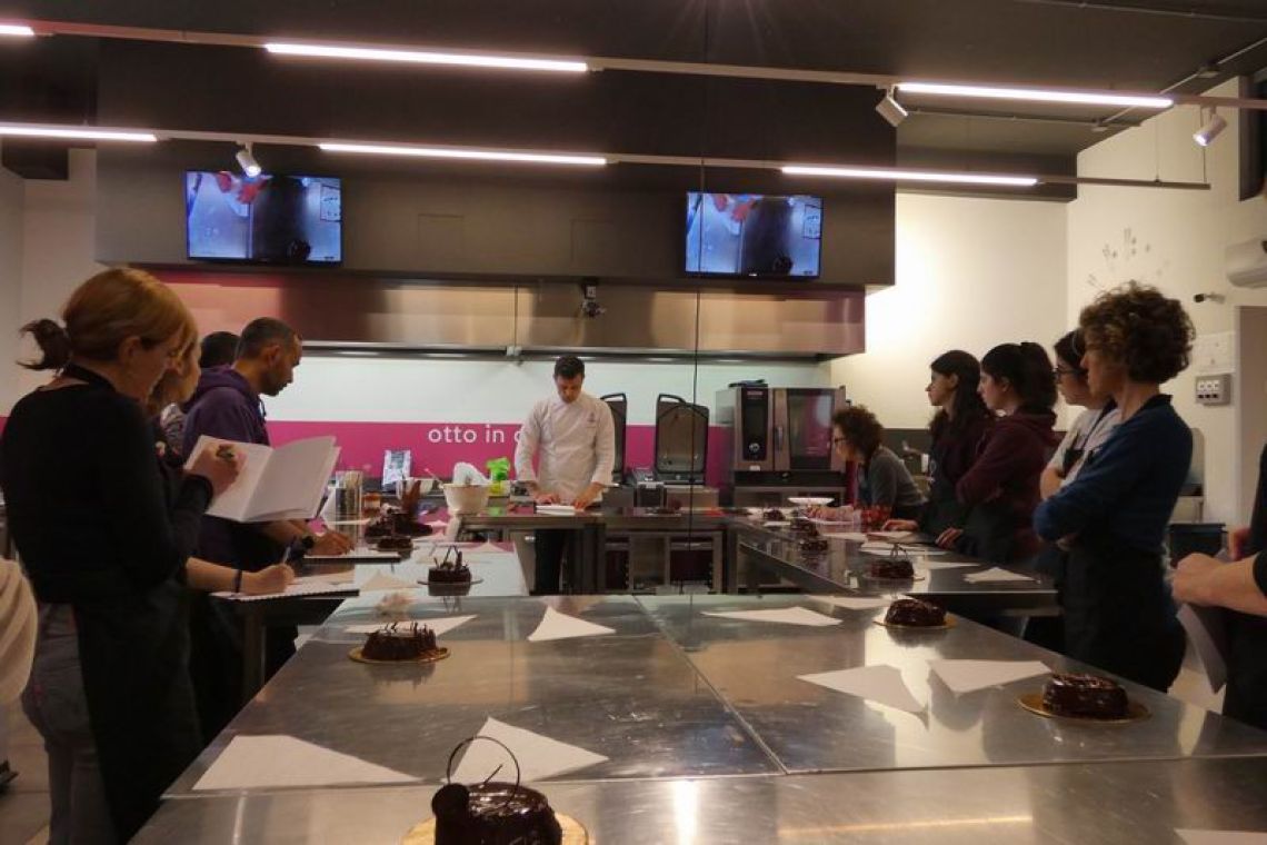 Otto_in_cucina_-_Pasticceria_Base_-_Lezione_3_-_2023-04-29-006.jpg