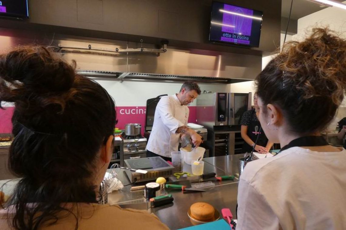 Otto_in_cucina_-_Pasticceria_Base_-_Lezione_1_-_2023-10-14-035.jpg