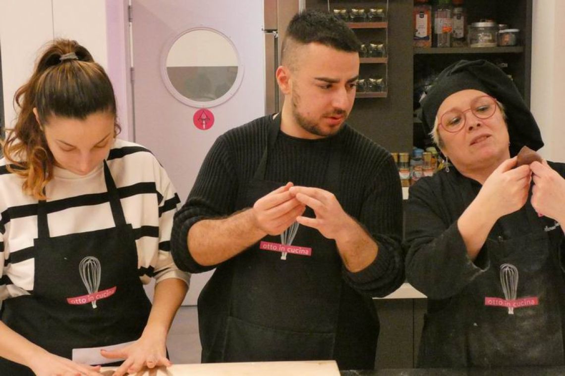 otto_in_cucina_-_corso_di_coppia_-_2024-03-15_007.jpeg